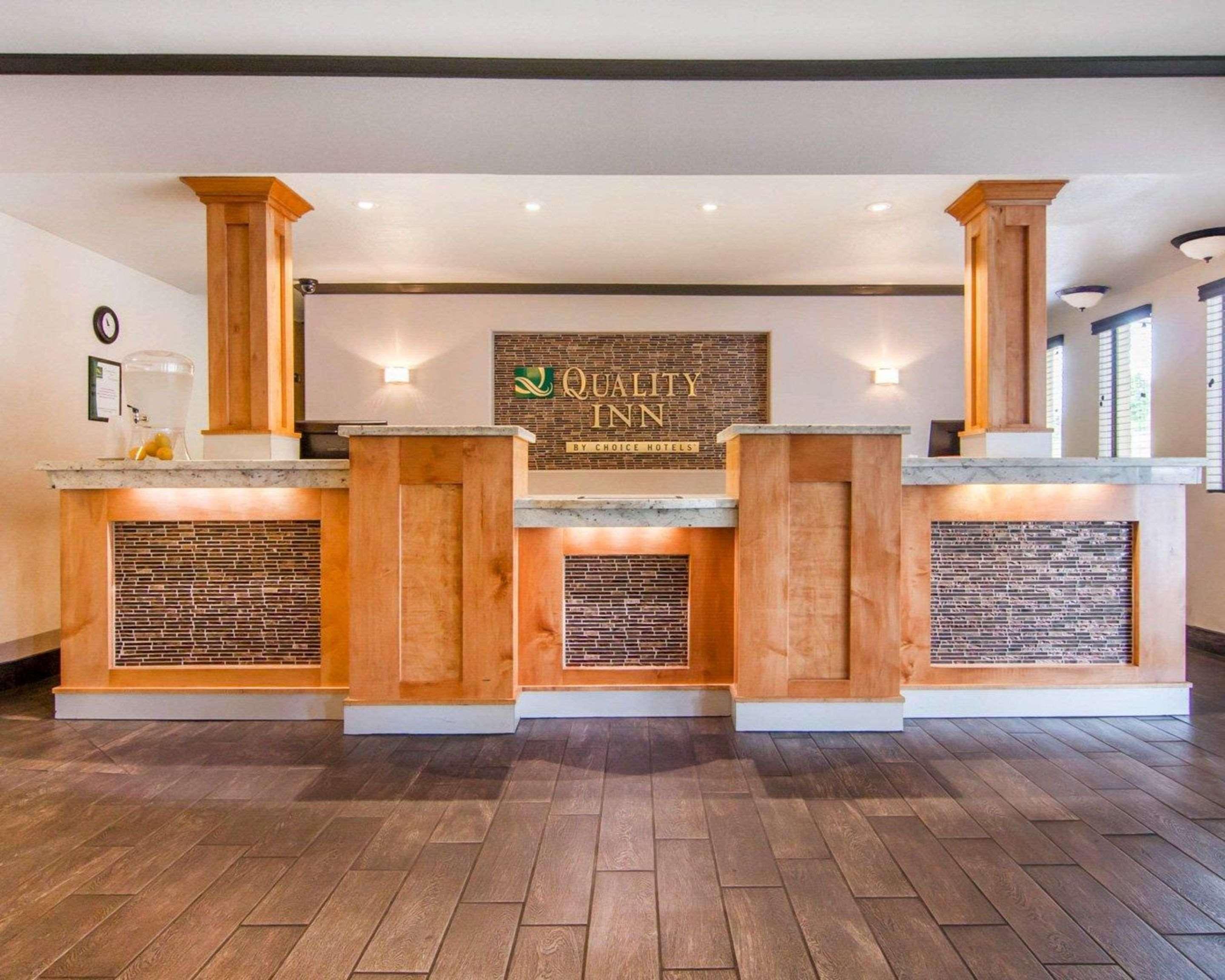 Quality Inn Tigard Portland Southwest Buitenkant foto